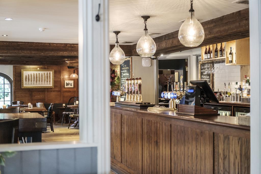 The Princess Royal Farnham  Bagian luar foto